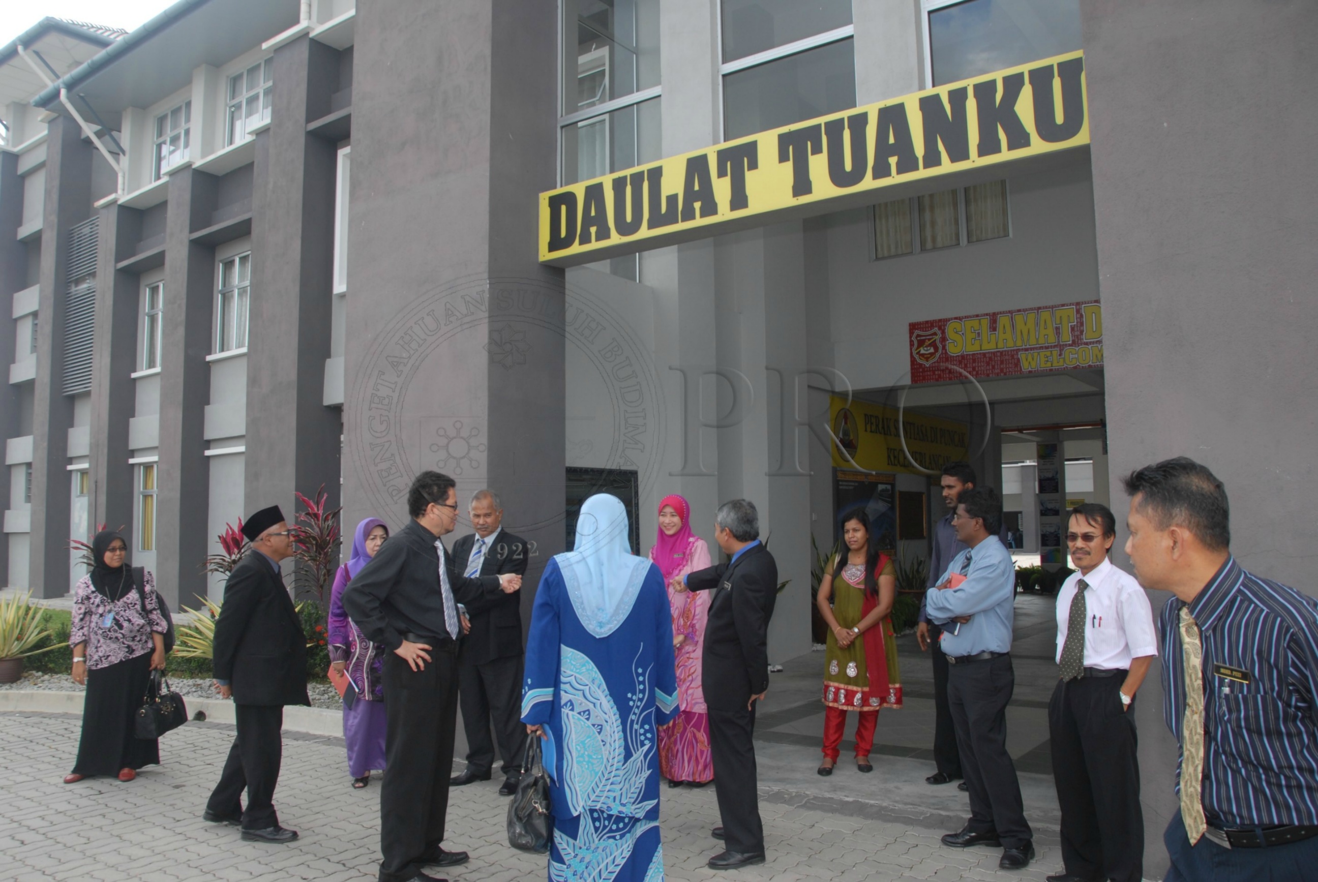 PRO 14 01 SEKOLAH FBA 8075